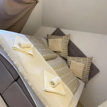 アパート Deluxe Naehe Festspielhaus Mit Tiefgaragenstellplatz *